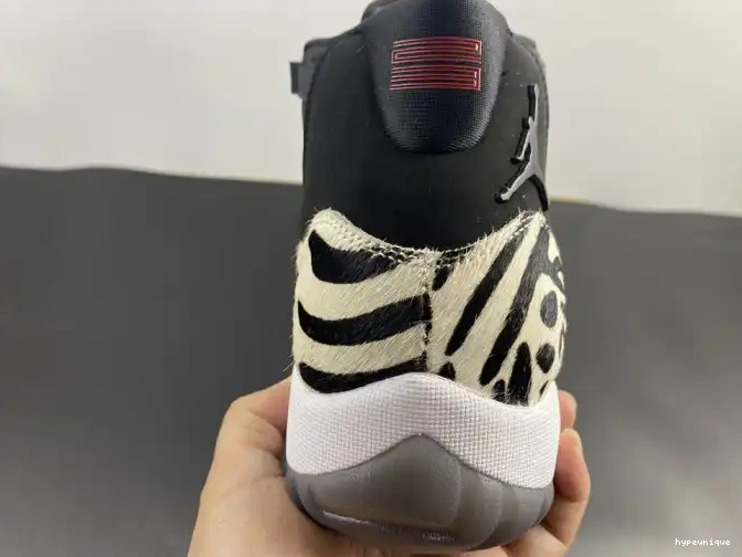 HYPE 11 INSTINCT JORDAN AR0715-010 ANIMAL AIR 0613